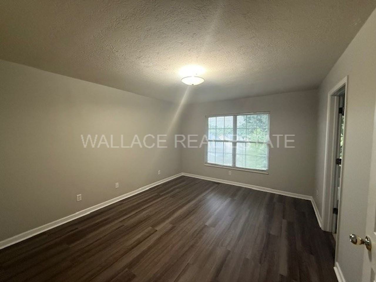 8206 Gallaher Station Dr - Photo 6 of 14