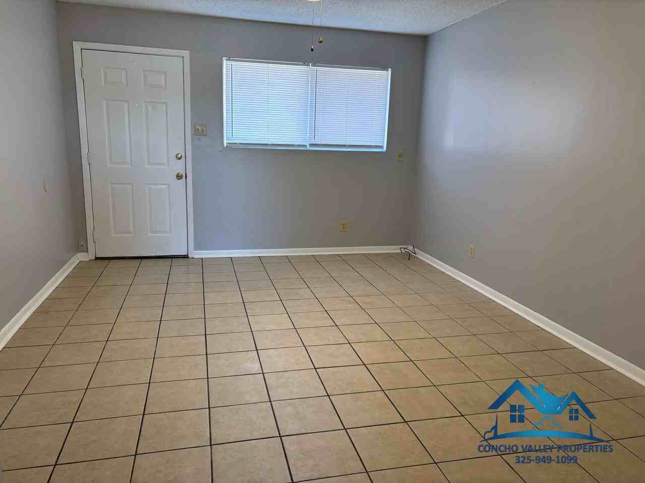 1535 Fulton St - Photo 3 of 11
