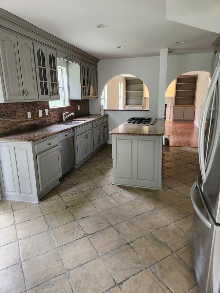 2805 Ashley Downs Ln - Photo 5 of 20