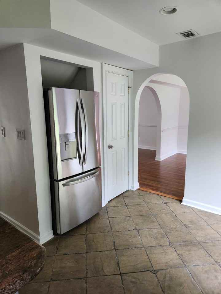 2805 Ashley Downs Ln - Photo 7 of 20