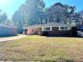 2257 Collins Dr - Photo 1 of 1