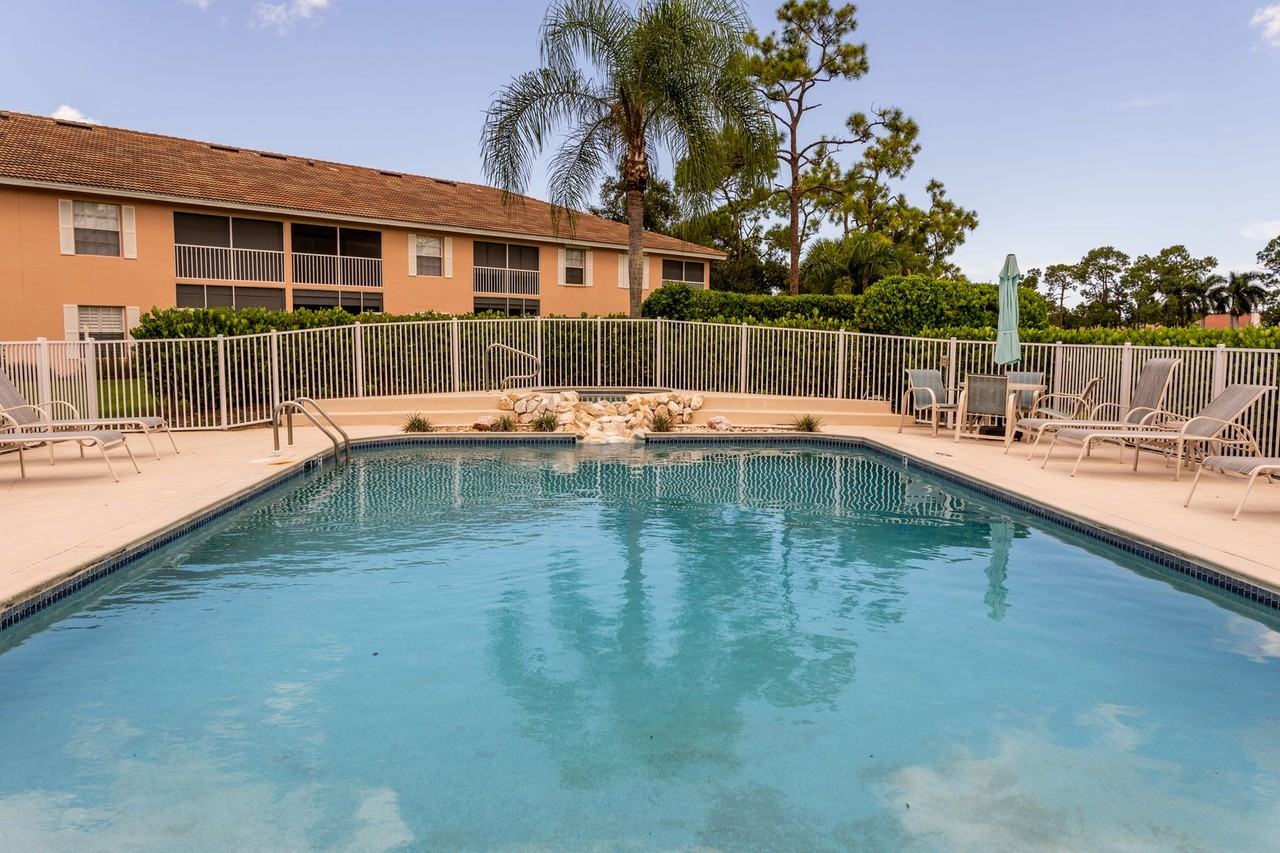 575 Augusta Boulevard #6 - Photo 6 of 27