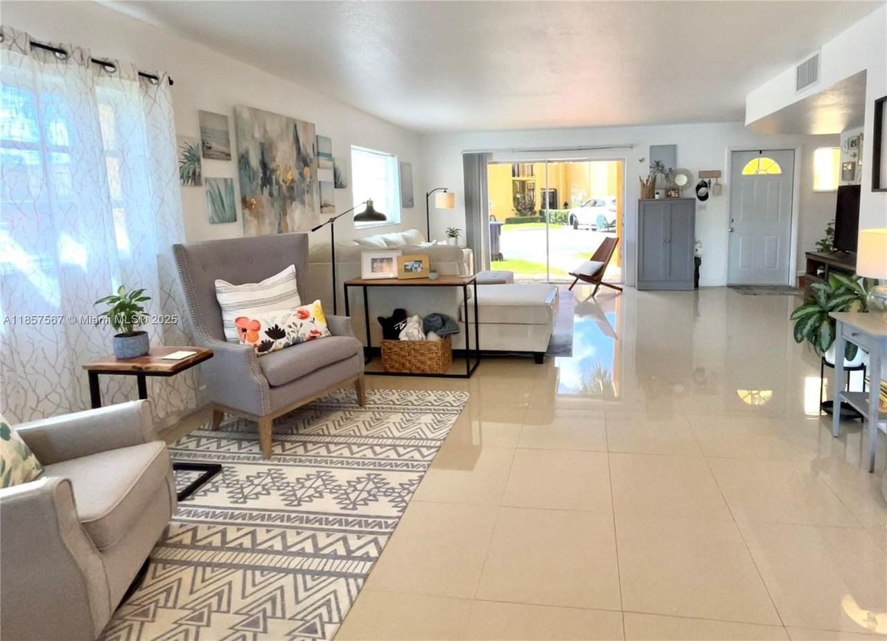 13781 Sw 84th St - Photo 7 of 21