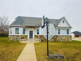 featured image of 3200 Kennesaw St