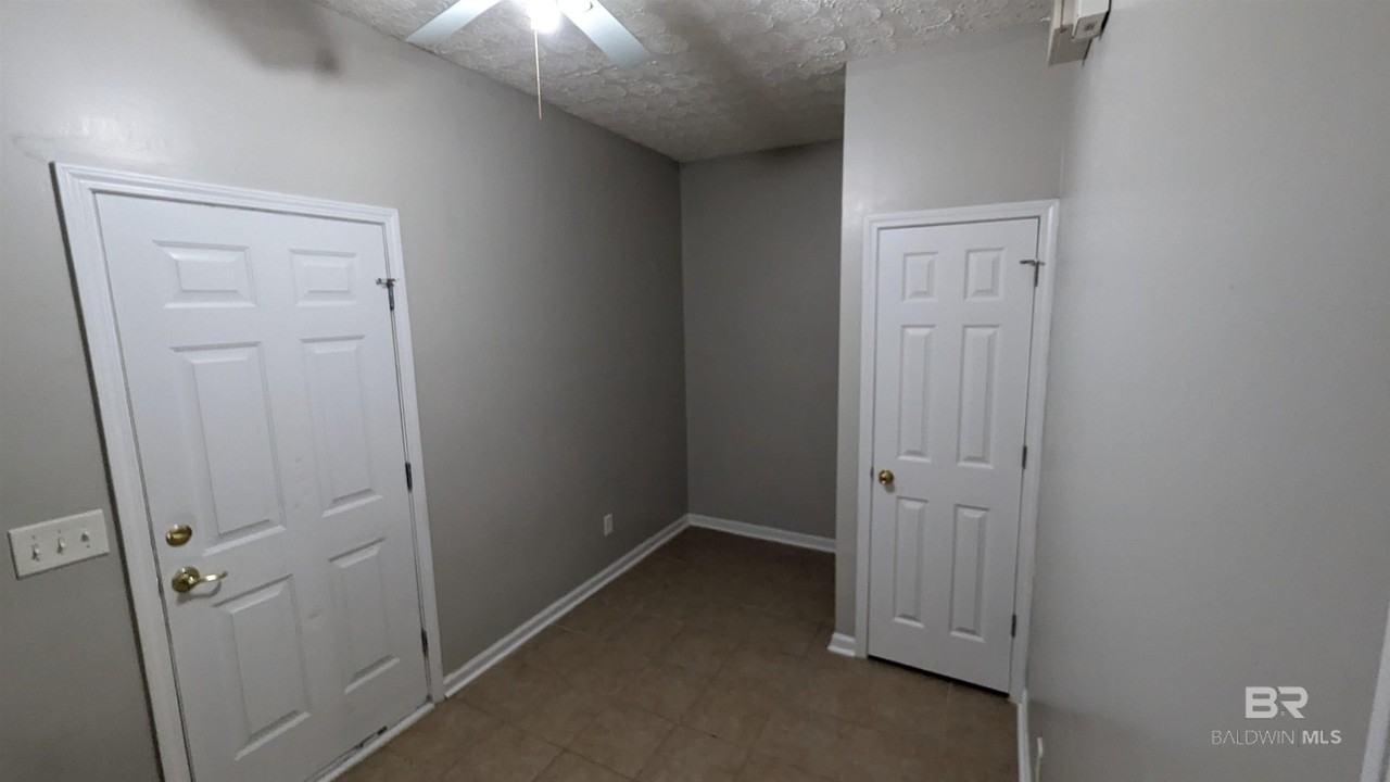 25873 Rambo Ln - Photo 7 of 29