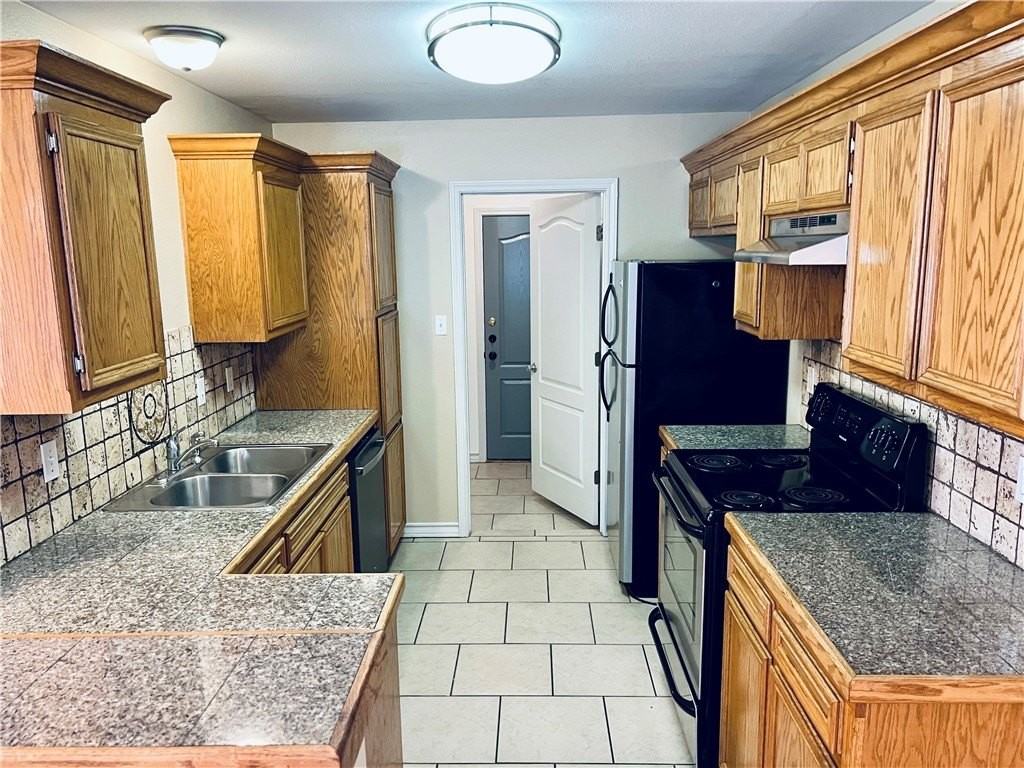 14006 Ambrosia St Unit A #A - Photo 3 of 22