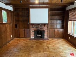 featured image of 661 Warner Ave