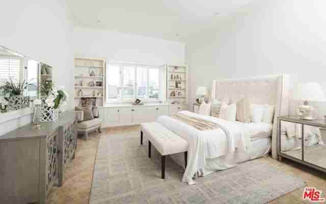 10108 Empyrean Way #304 - Photo 2 of 8