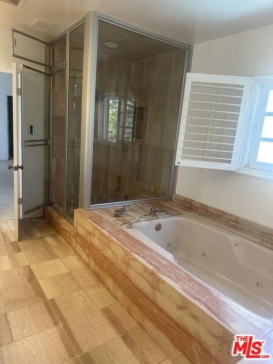 320 Mccarty Drive - Photo 2 of 8