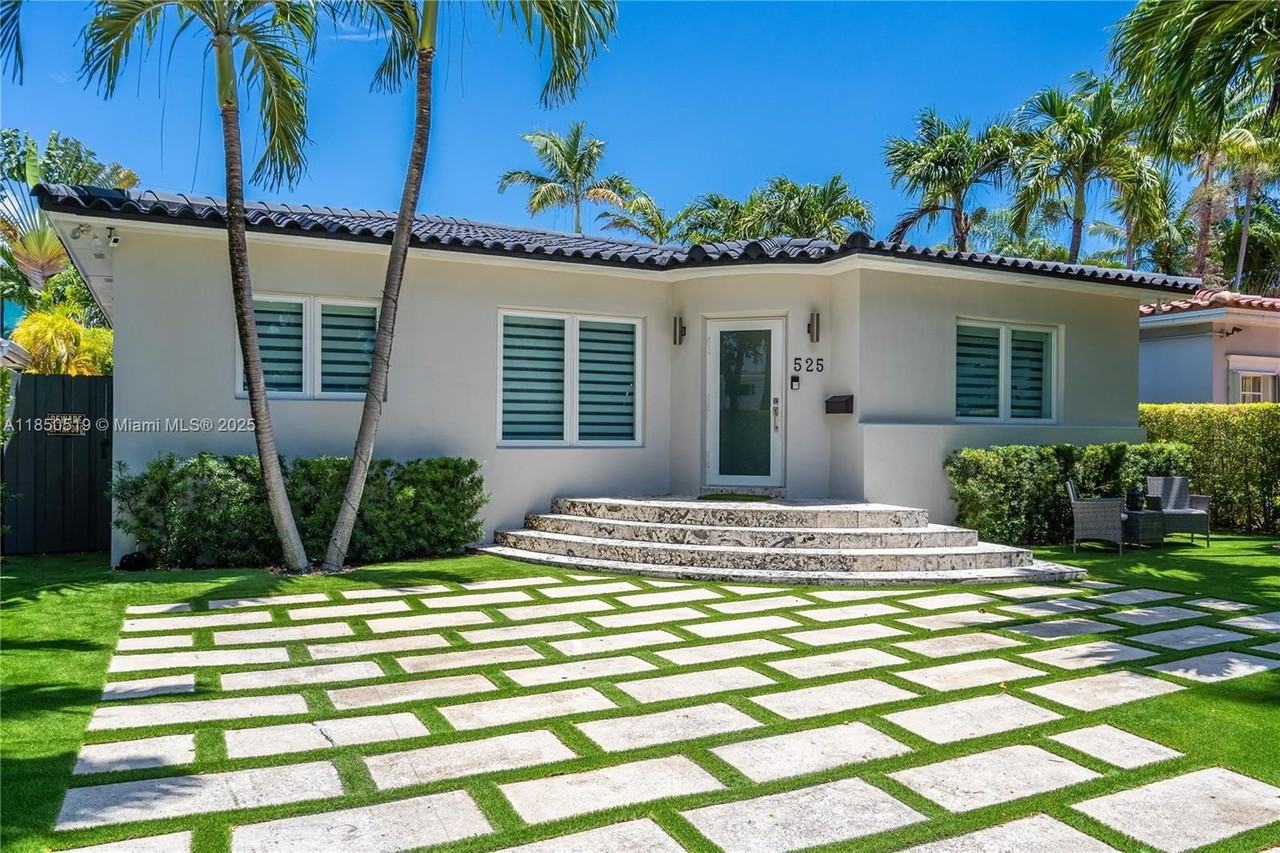 525 Lakeview Dr - Photo 4 of 25