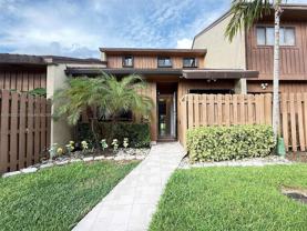 4182 S Pine Island Rd - Photo 1 of 1