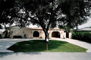 featured image of 2359 North Wallen Drive