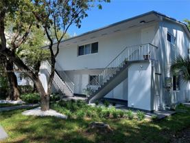 7843 Ne 10th Ave #2 - Photo 1 of 1