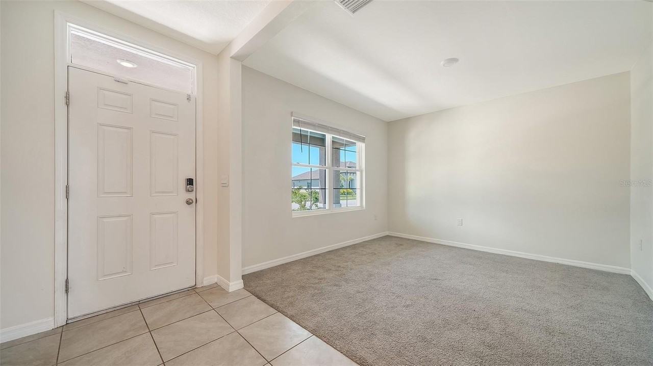 12732 Lateral Root Dr - Photo 4 of 50