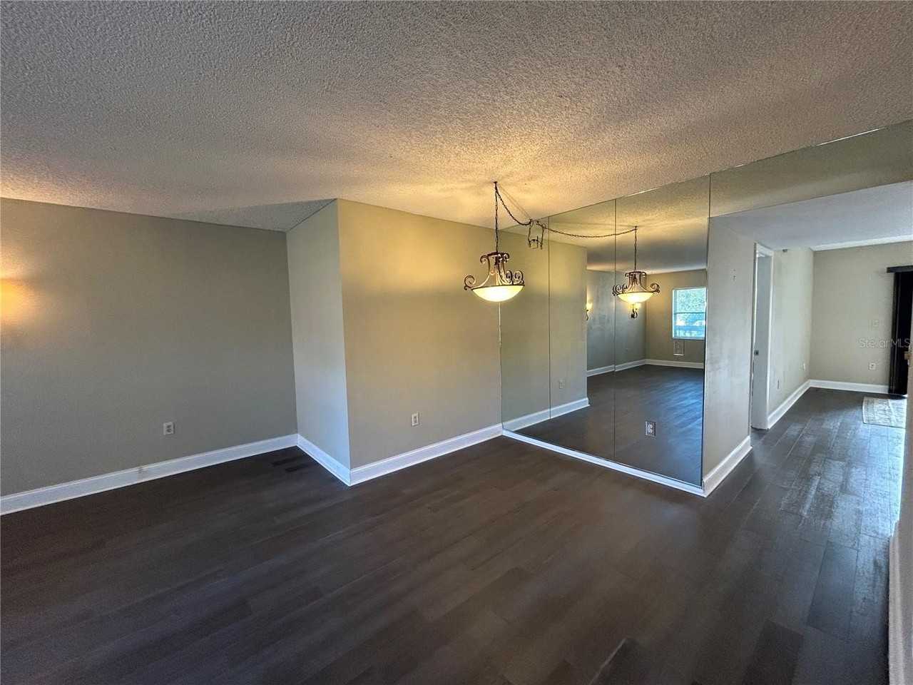 425 30th Ave W #C212 - Photo 5 of 23