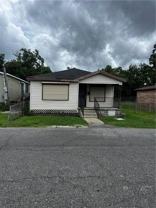 1008 Robinson Ave - Photo 1 of 1