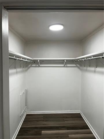 1008 Robinson Ave - Photo 7 of 9