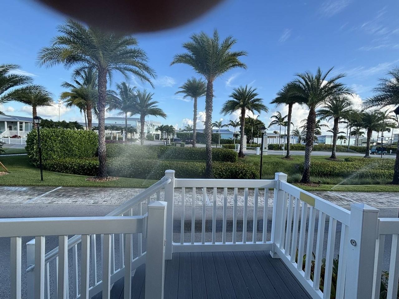 209 Ne Coastal Dr - Photo 2 of 26