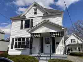 featured image of 22 Lexington Ave