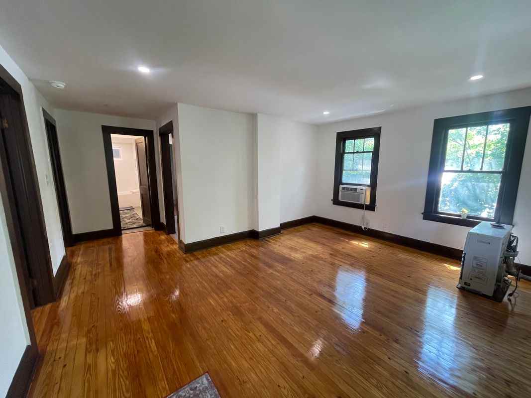 230 Spring St - Photo 3 of 19