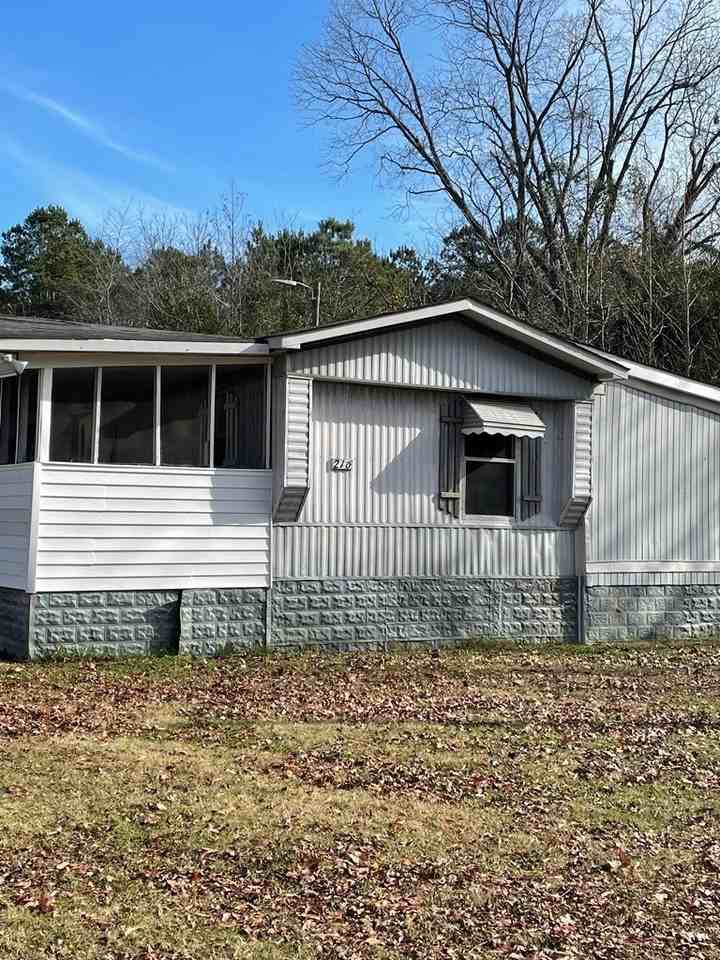 216 Morgan St - Photo 7 of 8