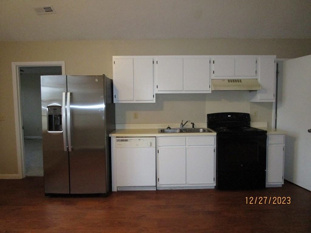 50 Parkplace Dr - Photo 5 of 14