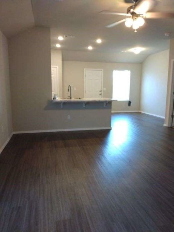 1505 S Corsac St - Photo 3 of 9