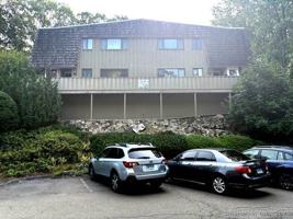 featured image of 90 Ledgebrook Dr