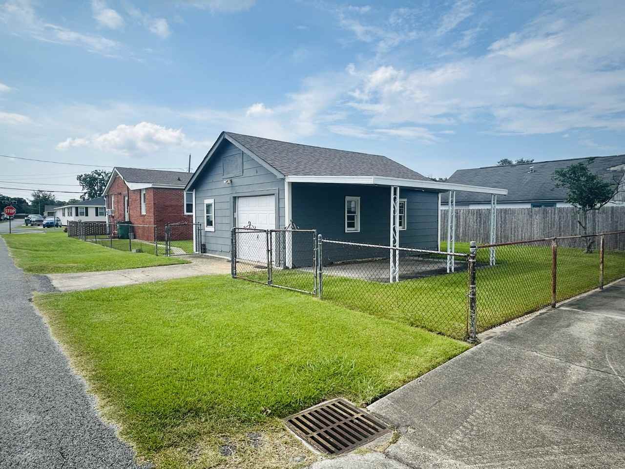 627 Keller Avenue - Photo 4 of 15