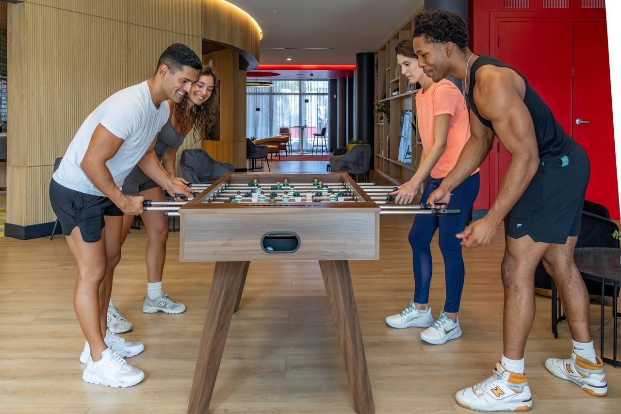 Icon One - Photo 5 of 27