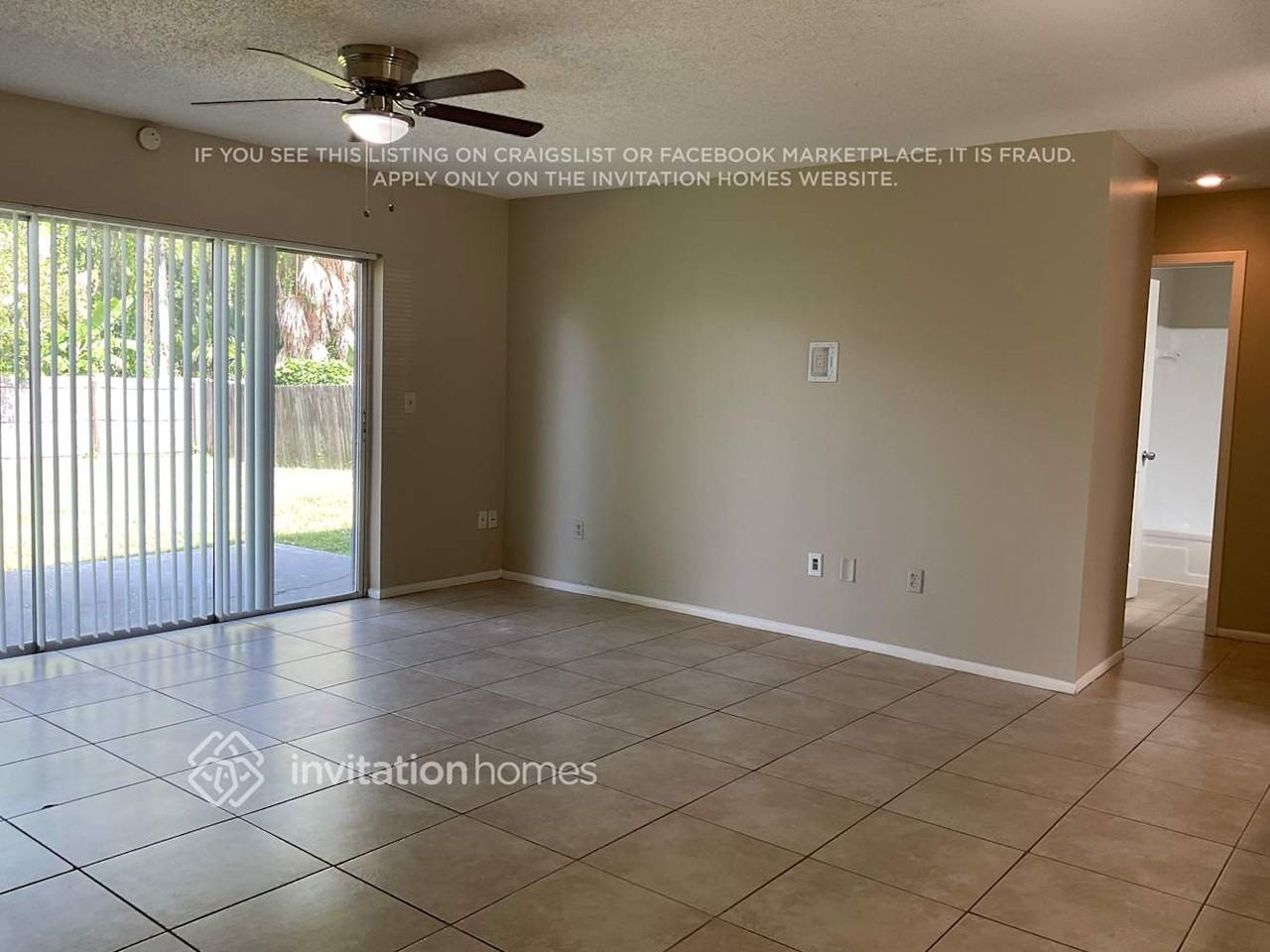 14042 Arbor Knoll Cir - Photo 2 of 13