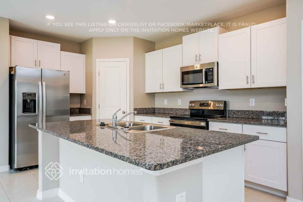 2342 Jungle Drive - Photo 7 of 18