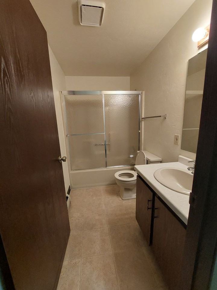 Windsor Heights - Photo 5 of 50