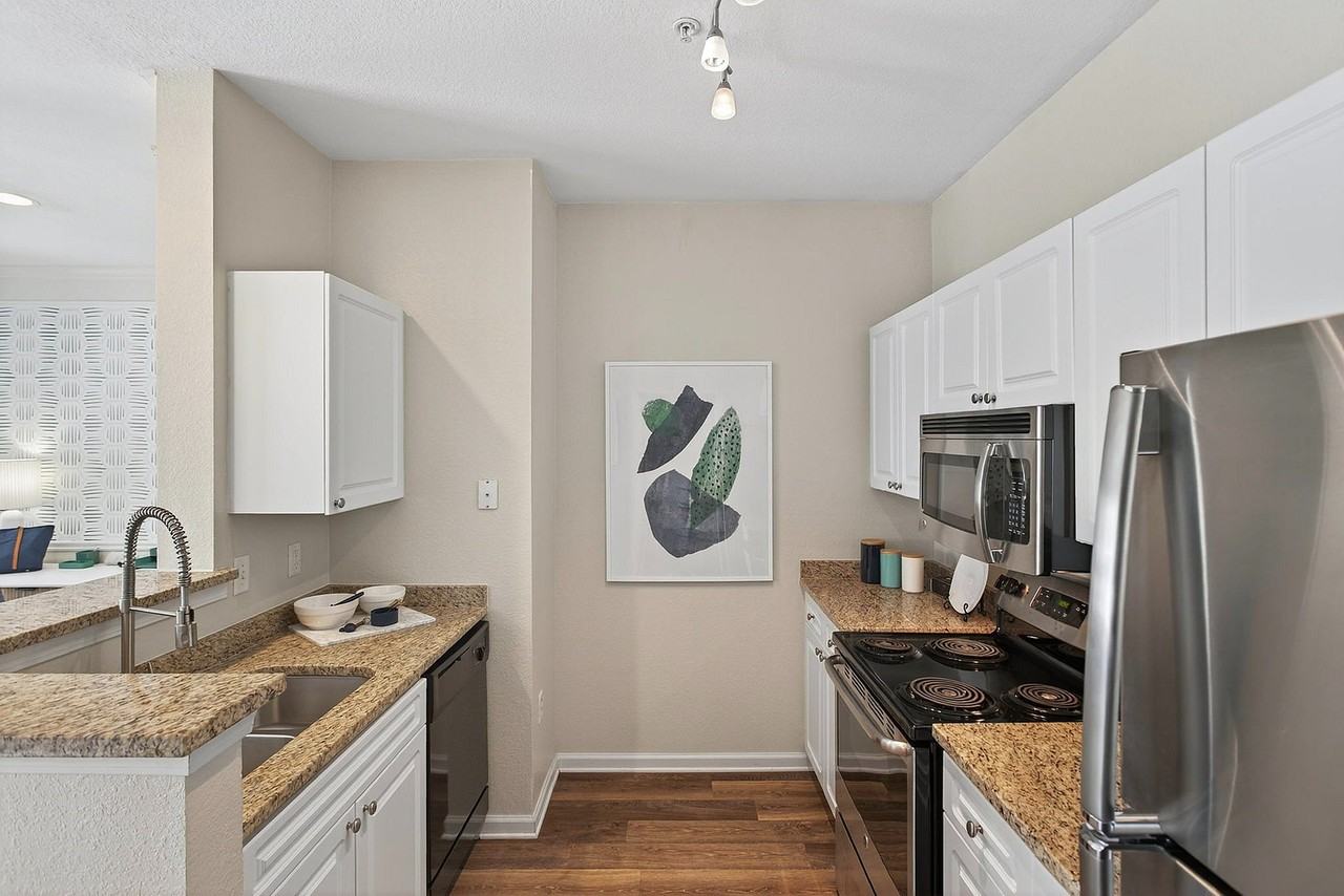 Hideaway at Greenbrier - Photo 7 of 50