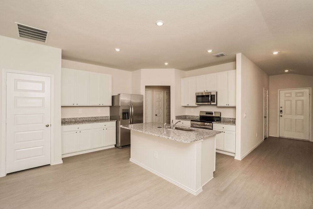 3325 Muenster Ave - Photo 6 of 14