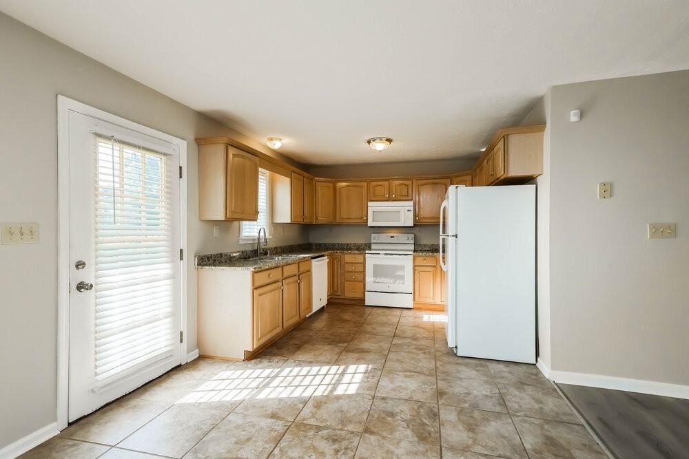 291 Agin Way - Photo 6 of 16