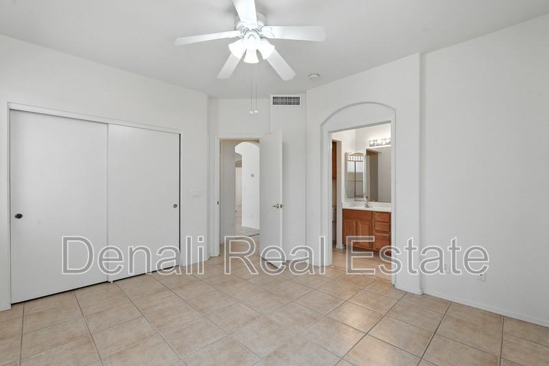 17934 W Deneen Way - Photo 6 of 29