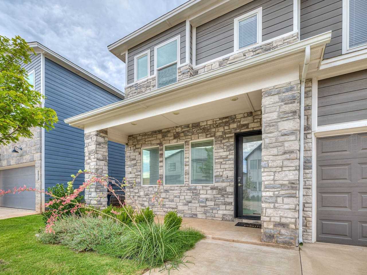 2543 Nw 132nd Pl - Photo 5 of 44