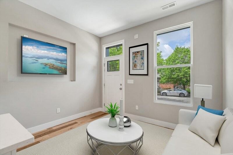 3320 Michigan Ave - Photo 4 of 28