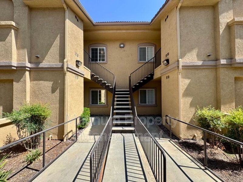 41410 Juniper St #1522