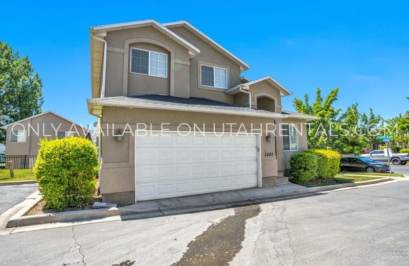 1482 South Boulevard - Photo 3 of 37