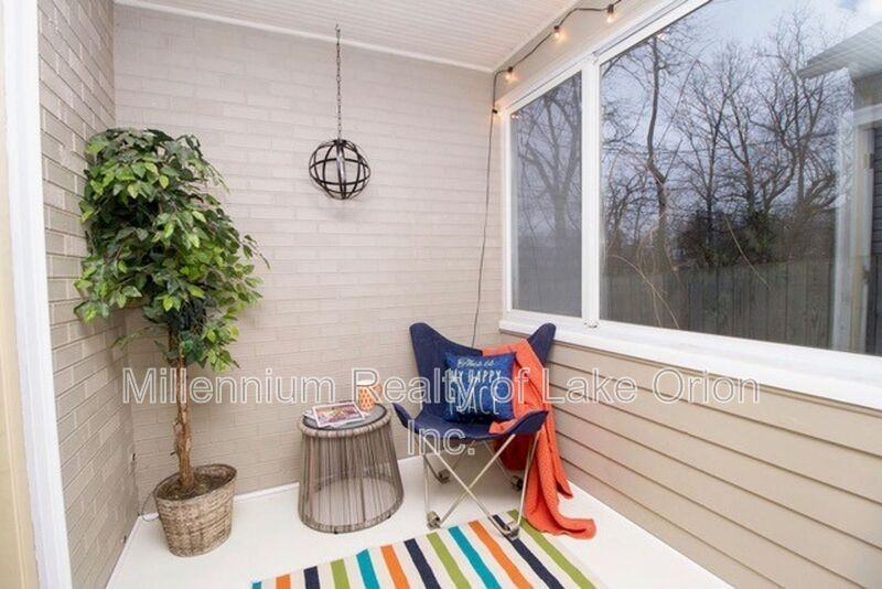 3857 Oak Knoll Rd - Photo 2 of 7