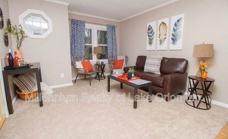 3857 Oak Knoll Rd - Photo 3 of 7