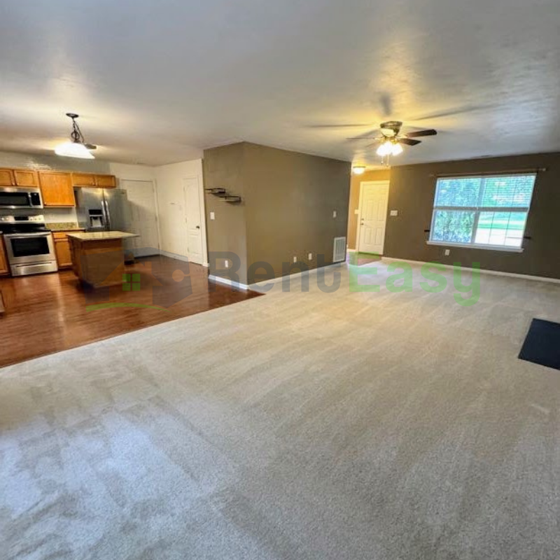 1029 Keltic Cir - Photo 3 of 31