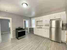 26 Cedar St #A - Photo 1 of 1