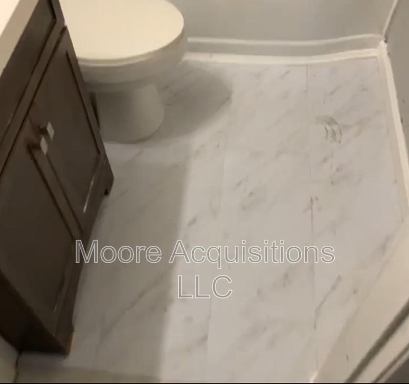 830 S Lyon St - Photo 6 of 7