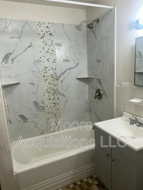 1437 S Rusk St - Photo 3 of 17