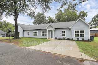 904 Warren St - Photo 1 of 1