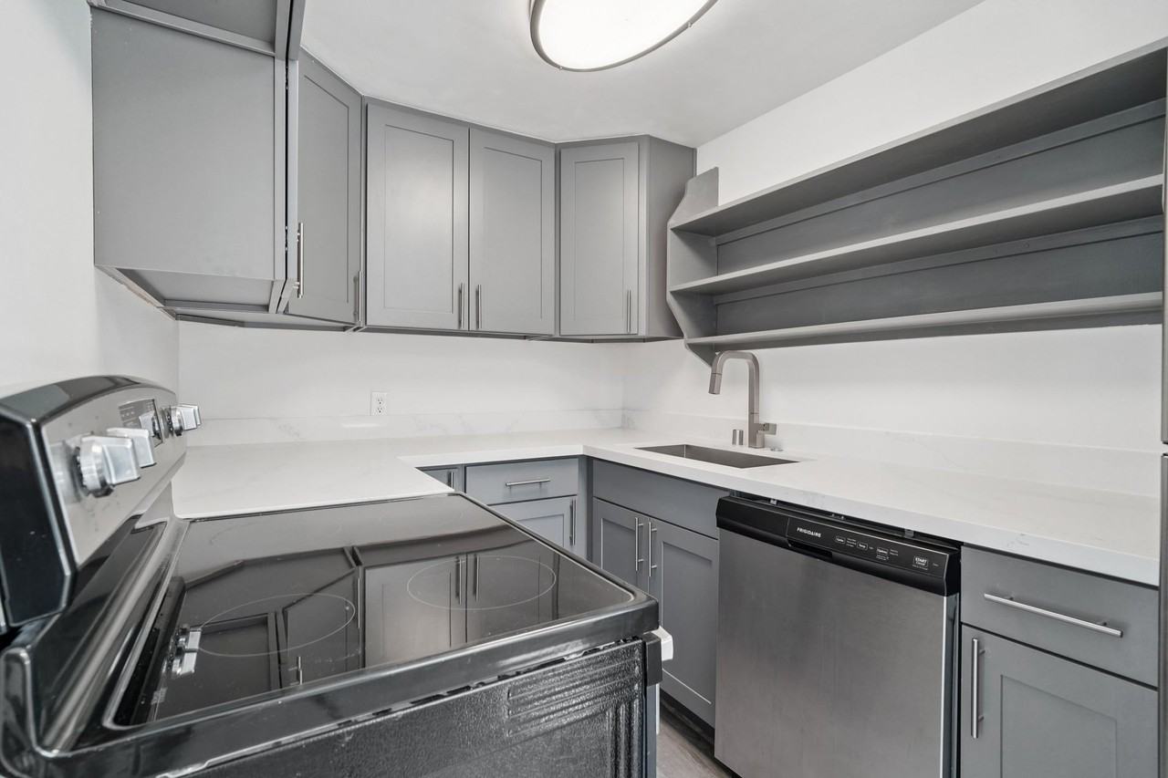 6700 24th Avenue Northwest #3 - Photo 5 of 24