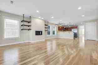 3323 N Clayton St - Photo 1 of 1